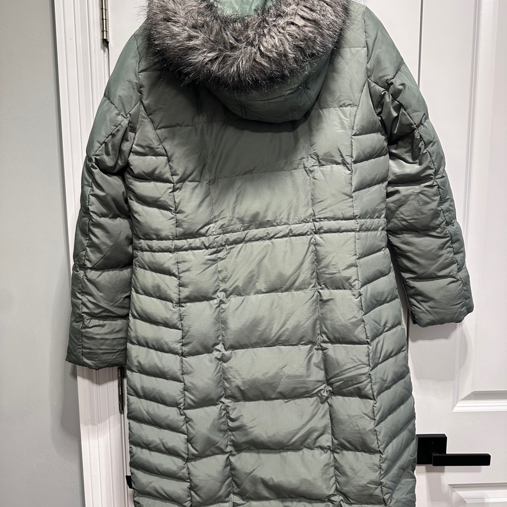 Calvin Klein Down Quilted Puffer Parka women’s size small with Faux Fur Hood - Picture 2 of 4